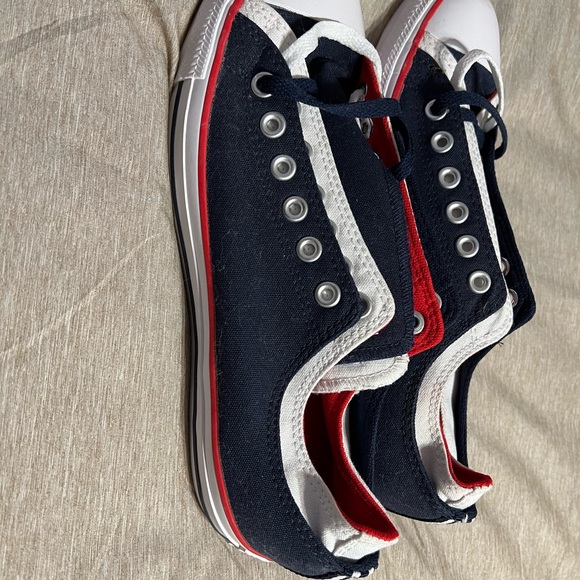 Never worn Converse All Stars - Picture 4 of 4